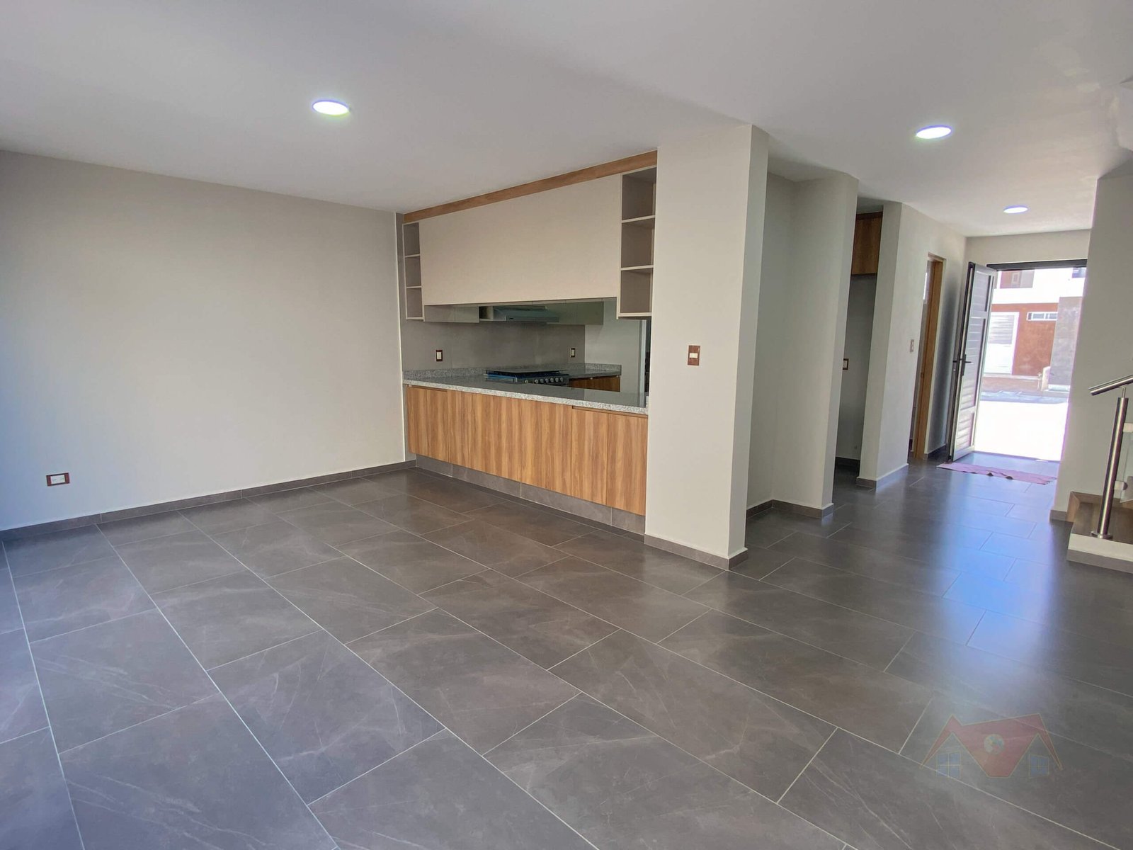 5 CASA EN VENTA CYGNUS METEPEC